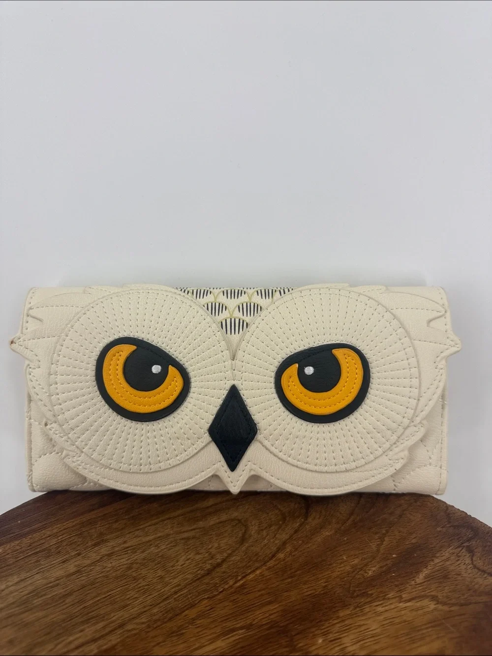 Loungefly Harry Potter Hedwig‎ Owl Flap Wallet White Vegan Leather